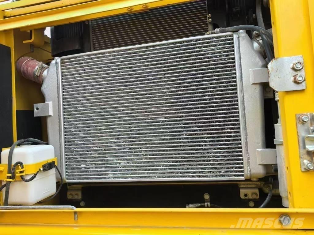 Komatsu PC 350 LC Гусеничні екскаватори