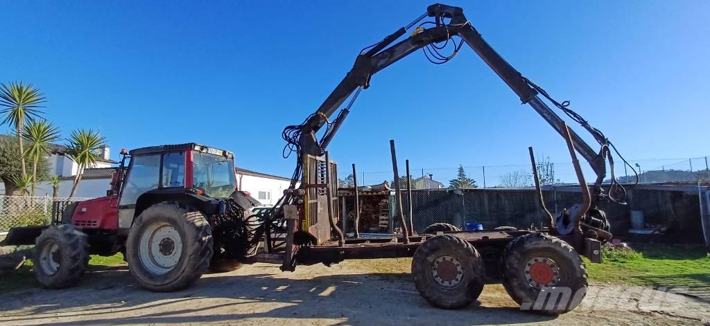 Valtra 6400 Лісогосподарські трактори