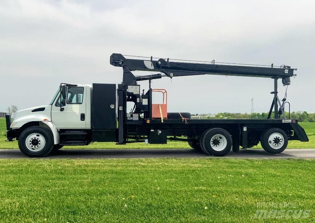 National Crane 400B Гусеничні крани