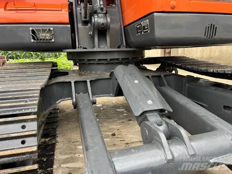Doosan DX75-9C Гусеничні екскаватори