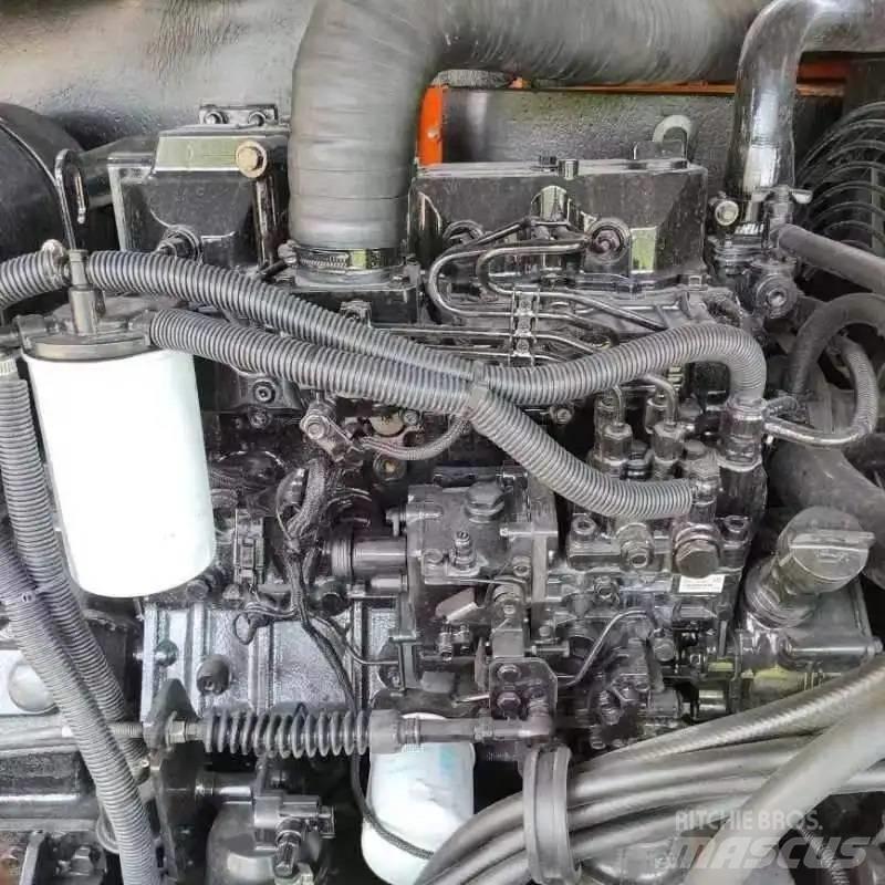 Doosan DX75-9C Гусеничні екскаватори