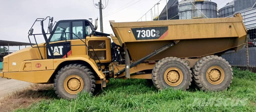 CAT 730 C2 Зчленовані самоскиди
