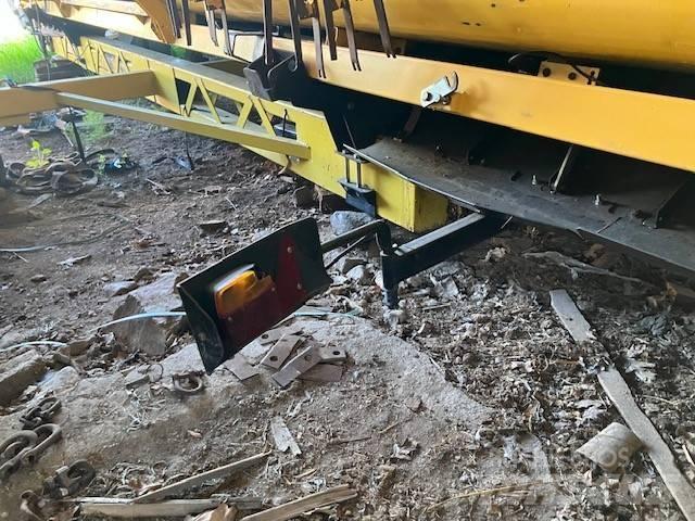 New Holland CX 8060 Зернозбиральні комбайни