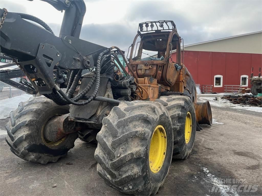 John Deere 1470E Харвестери