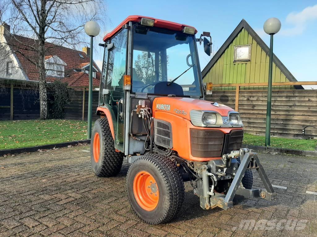 Kubota B 2530 Трактори