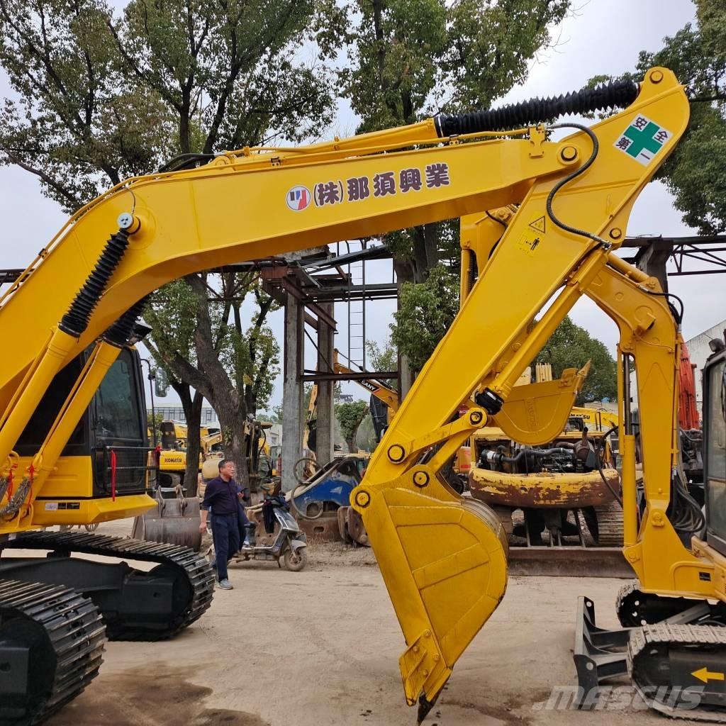 Komatsu PC 200-7 Гусеничні екскаватори