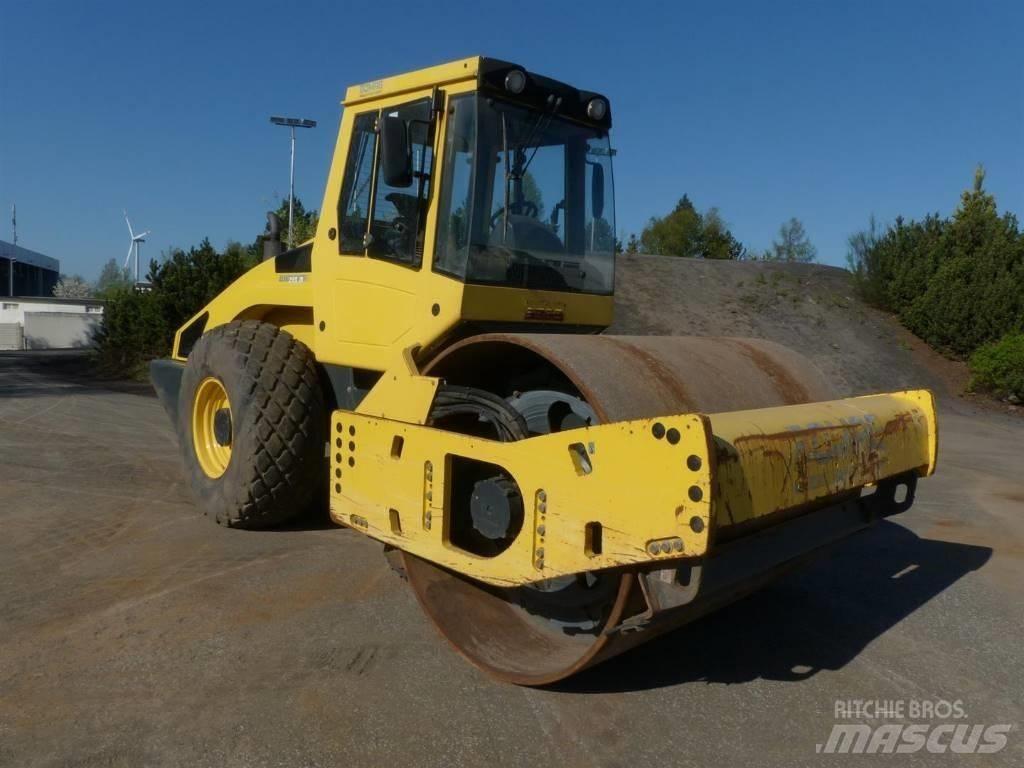 bmw 213d Грунтові котки