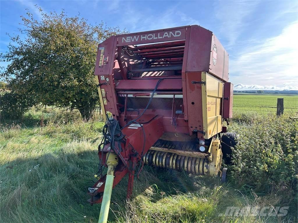 New Holland 865 Рулонні прес-підбирачі