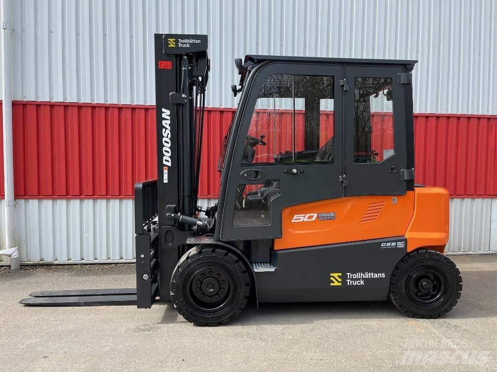 Doosan B 50 X-7 Електронавантажувачі