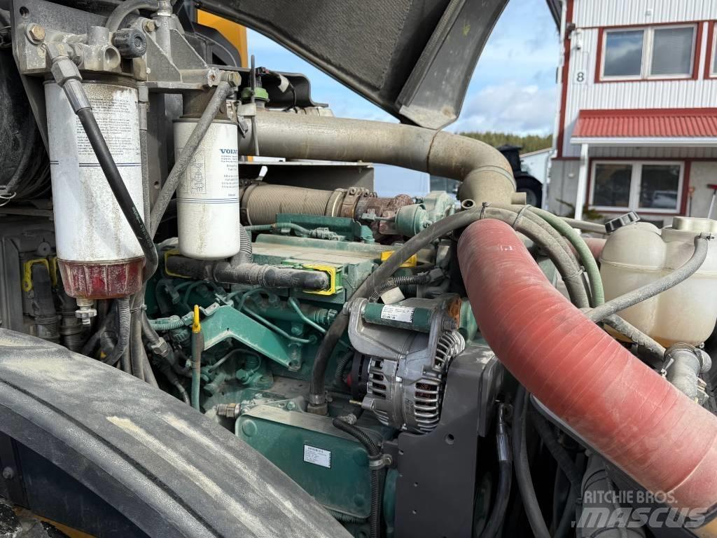 Volvo SD 135 B Грунтові котки