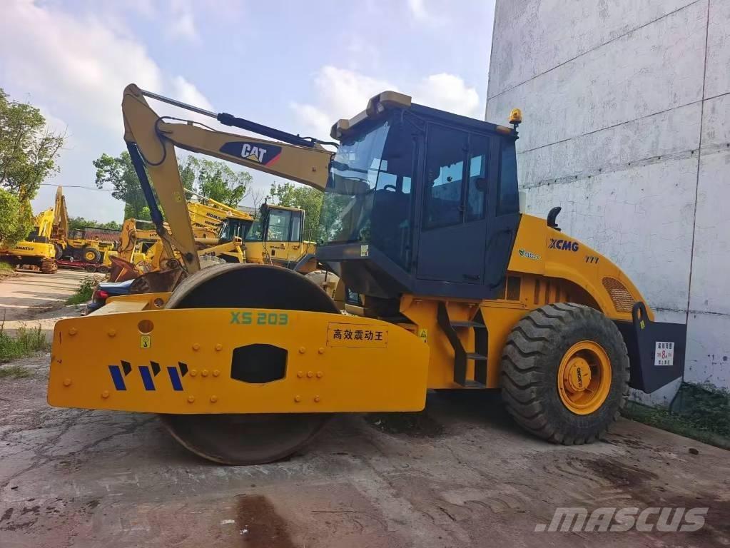 XCMG XS 202 J Фронтальні навантажувачі
