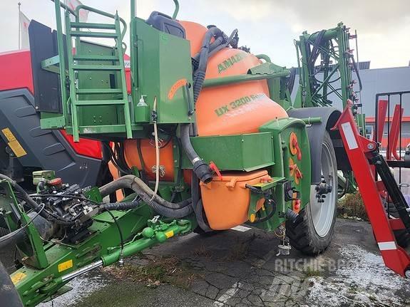 Amazone UX3200 Самохідні обприскувачі