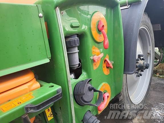 Amazone UX3200 Самохідні обприскувачі