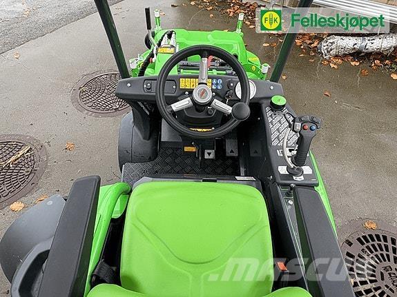 Avant 220 Міні-навантажувачі