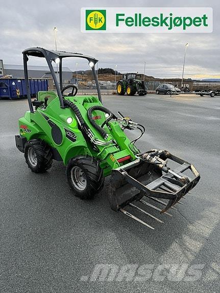 Avant 520 Міні-навантажувачі