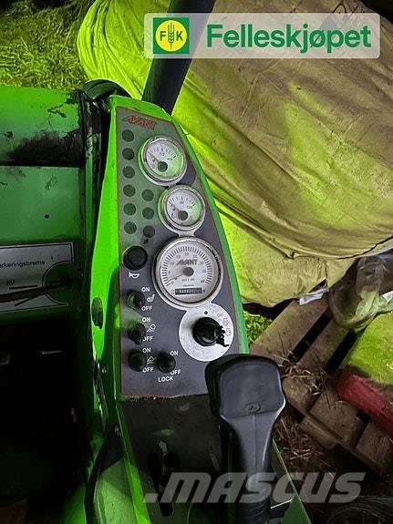 Avant 520 Телескопічні навантажувачі