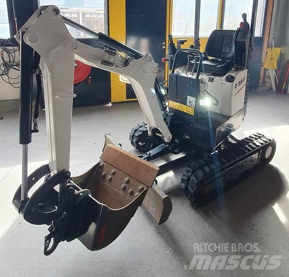 Bobcat E10 Гусеничні екскаватори
