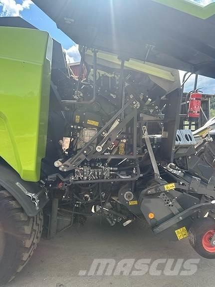 CLAAS 455 Рулонні прес-підбирачі
