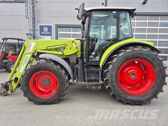 CLAAS 8690 Трактори