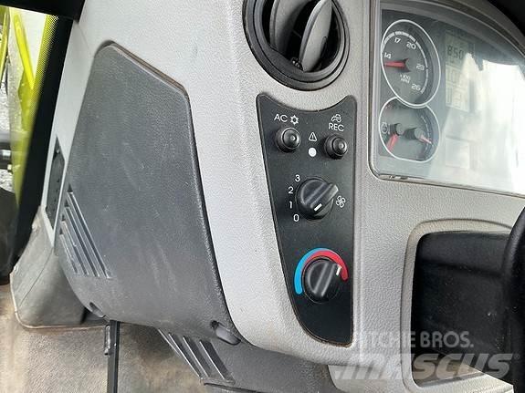 CLAAS Arion 430 Трактори