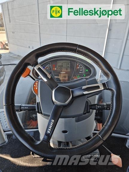 CLAAS AXION 830 Трактори