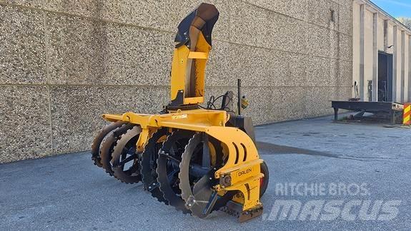 Dalen 2013 - 010C Снігомітли