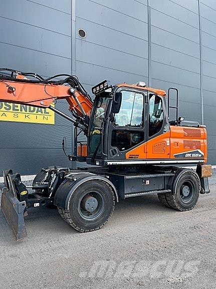 Doosan DX160W-7 Гусеничні екскаватори