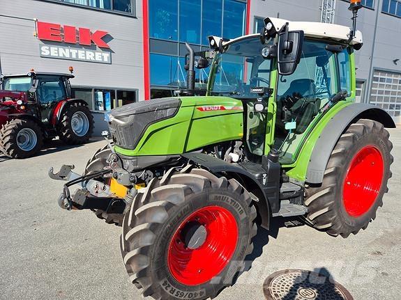 Fendt 211 Трактори