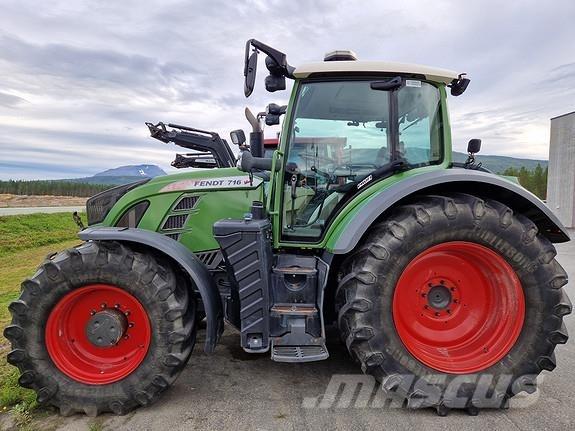 Fendt 716 S4 Profi Трактори