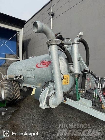 Fliegl VFW10600 Розсіювач мінеральних добрив
