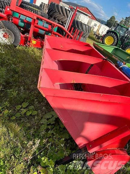 Globus 1600 Розсіювачі солі та піску