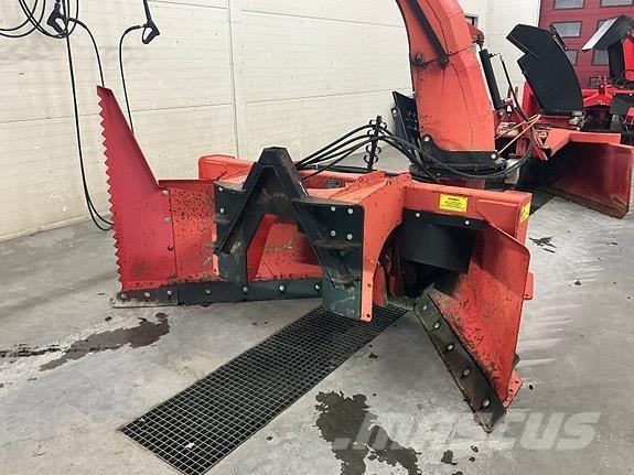 Globus GS 235 Снігомітли