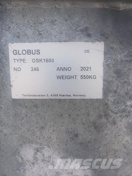 Globus GSK 1600 Розсіювачі солі та піску