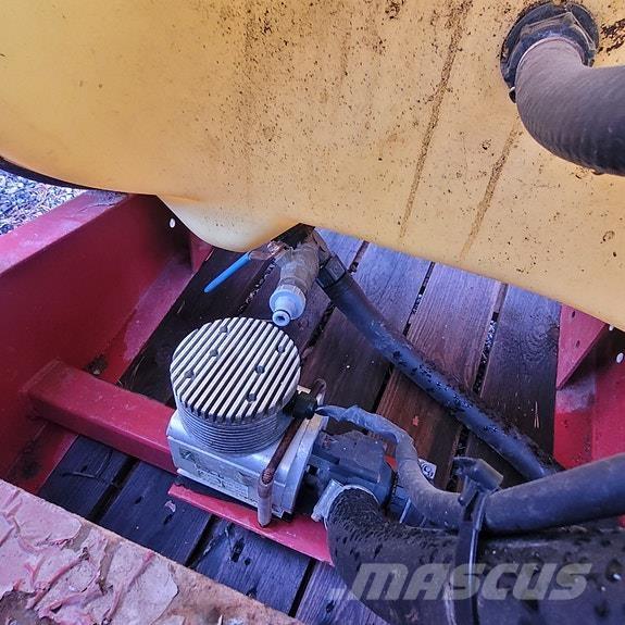 Hardi  Самохідні обприскувачі