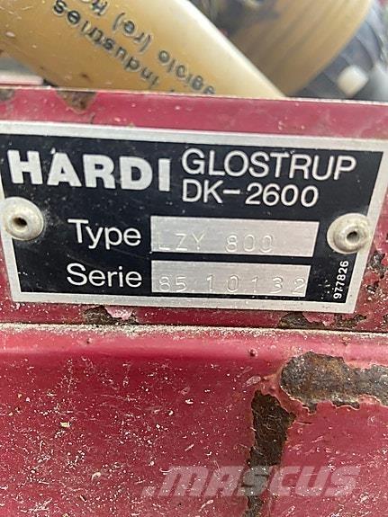 Hardi LZY 800 Самохідні обприскувачі