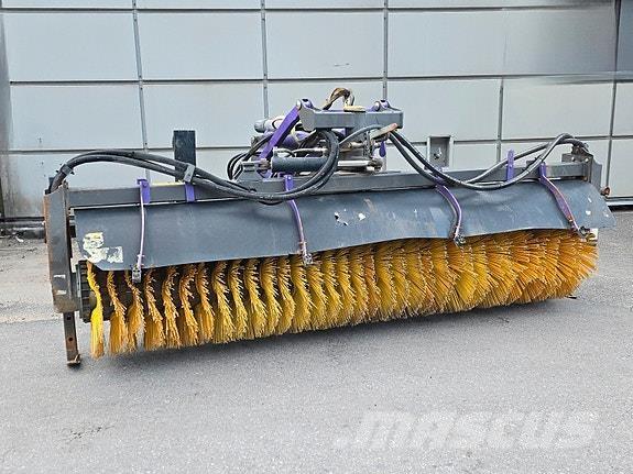 Holms SL280 Фронтальні навантажувачі