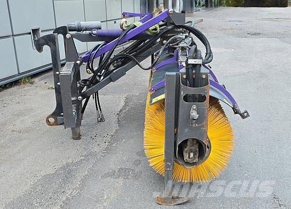 Holms SL280 Фронтальні навантажувачі