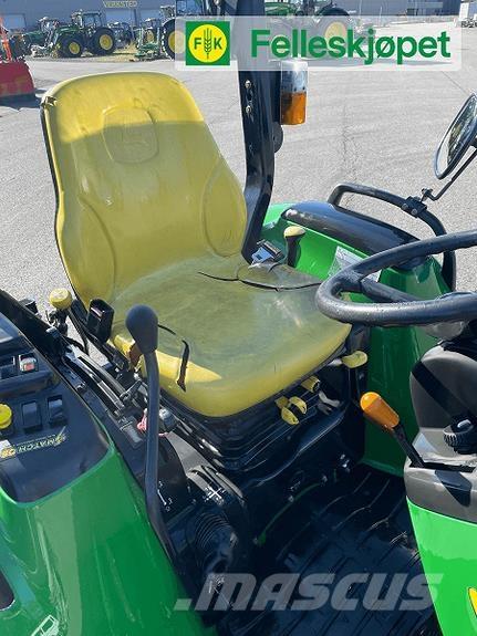 John Deere 4410 Трактори