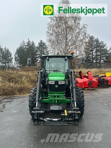 John Deere 5067E Трактори