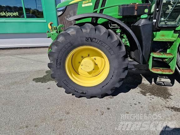 John Deere 5125R Трактори