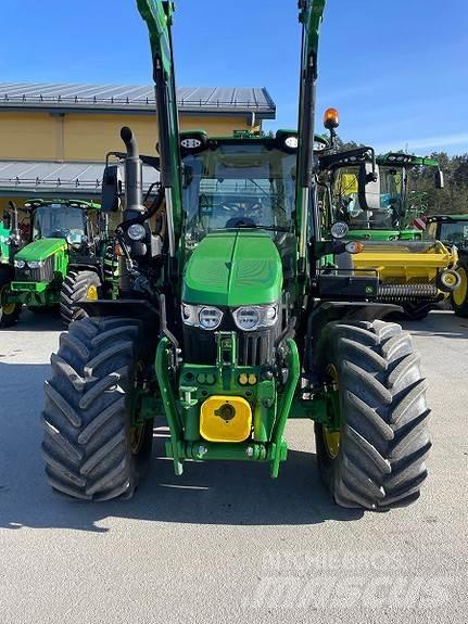 John Deere 6120M Трактори