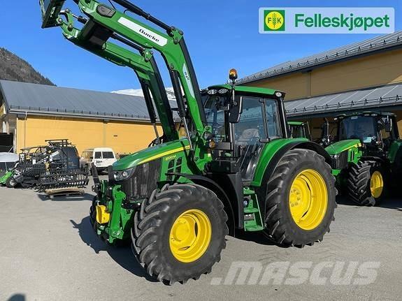 John Deere 6120M Трактори