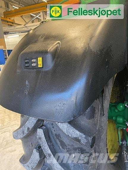 John Deere 6155R Трактори