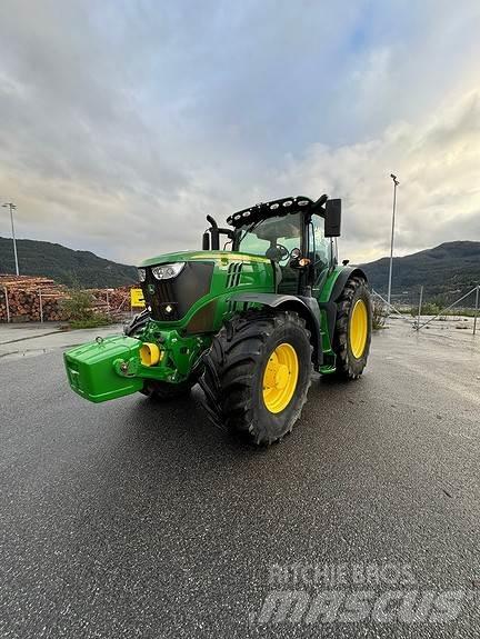 John Deere 6215R Трактори