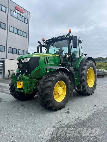 John Deere 6215R Трактори
