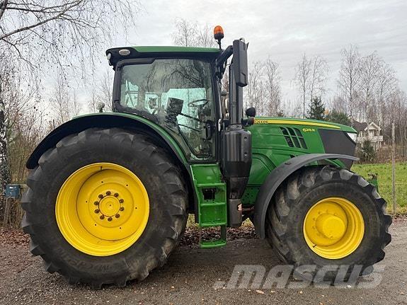 John Deere 6215R Трактори