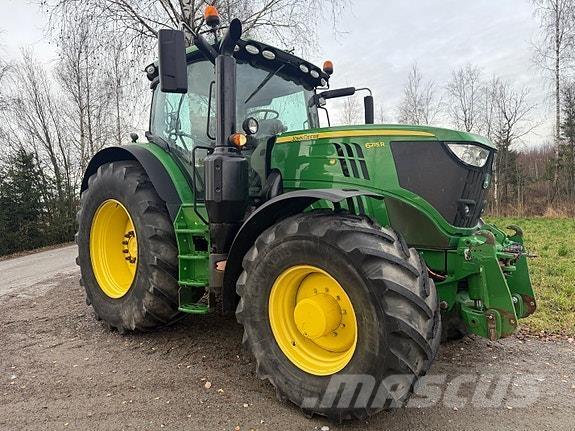 John Deere 6215R Трактори