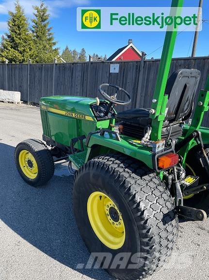 John Deere 955 Трактори