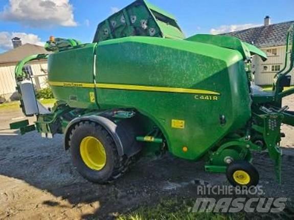 John Deere C441R Рулонні прес-підбирачі