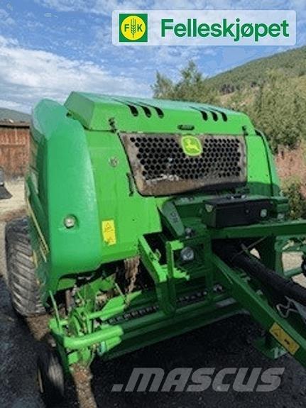 John Deere F440R Рулонні прес-підбирачі